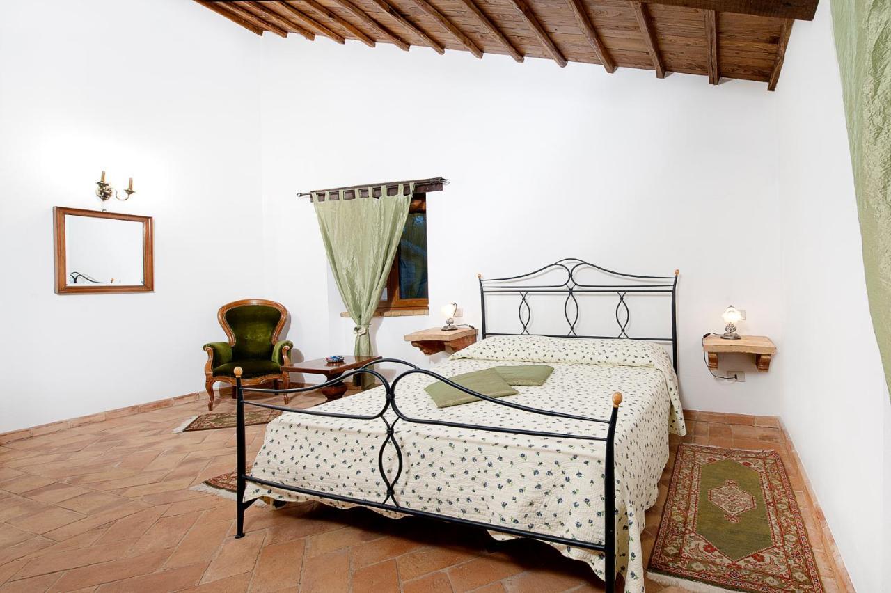 Casale Le Orme Bed & Breakfast Todi Exterior photo